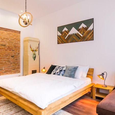 Deer Apartment Brașov Exterior foto